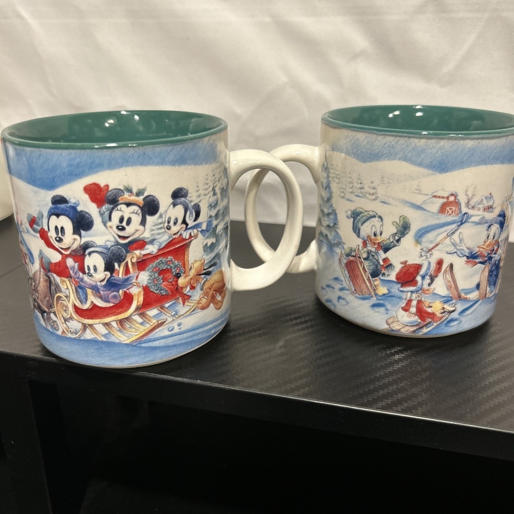 2 Mickeys Winter Wonderland 1996 Vintage Disney Store Christmas Coffee Cup Mug
